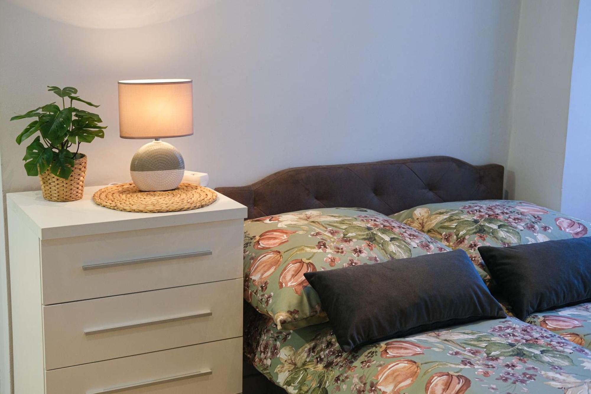 Old Town Wawel II Premium Apartments Краков Экстерьер фото